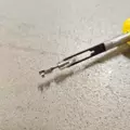 Extraction tool for JPT and SPT connectors