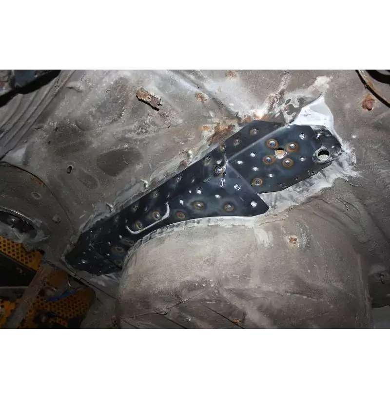 BMW E46 Rear floor reinforcement M3 (Facelift)