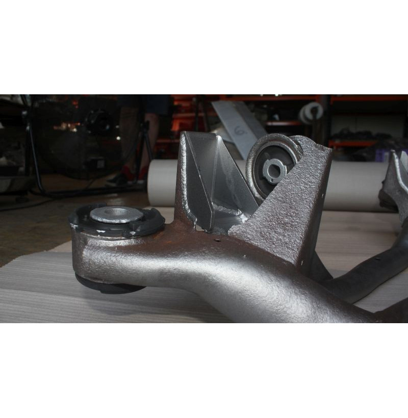 BMW E46 Rear Sway Bar Reinforcement